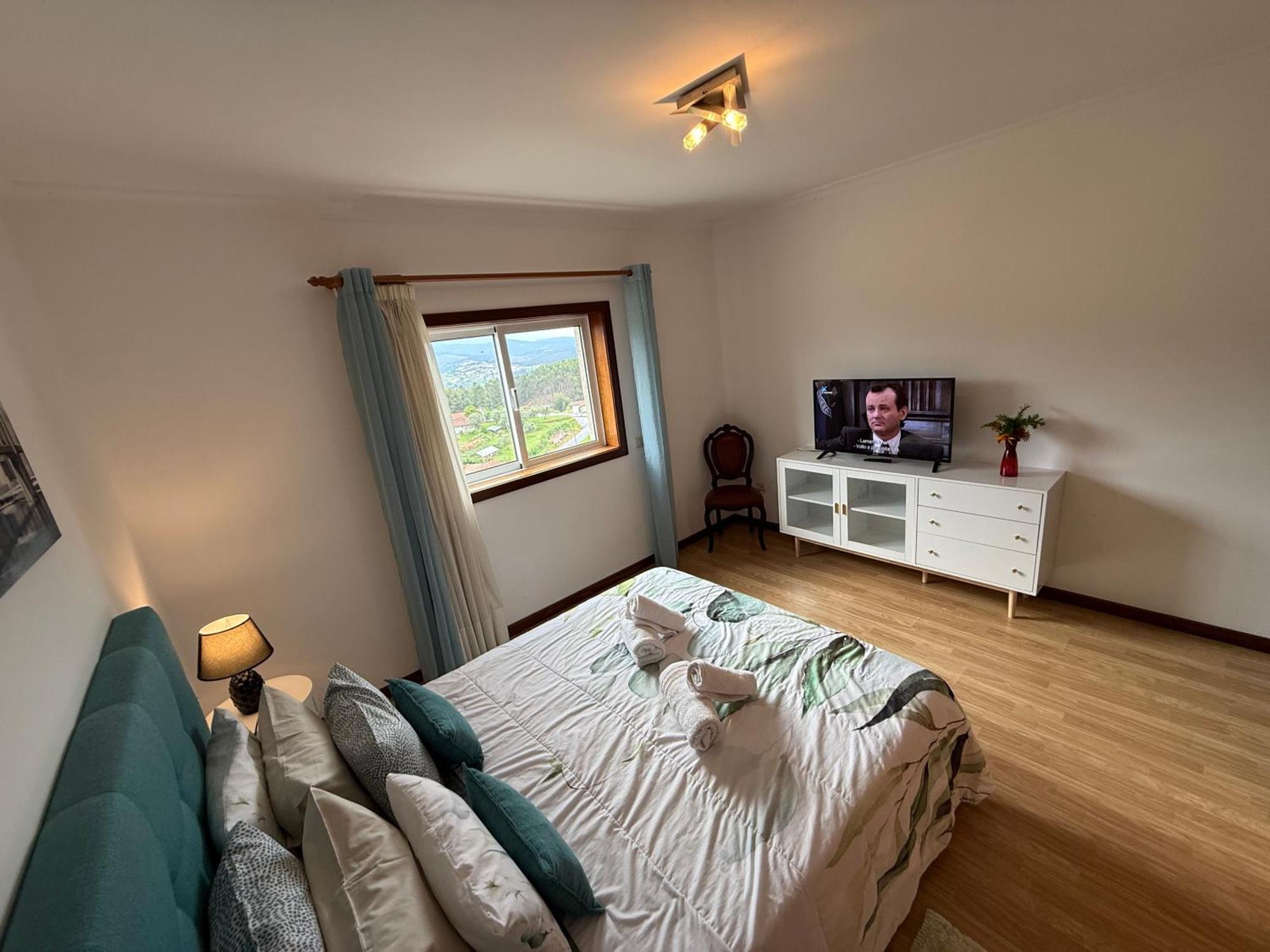 Cerdeirinhas De Basto "Piso Q 4" Apartment Canedo de Basto Ngoại thất bức ảnh